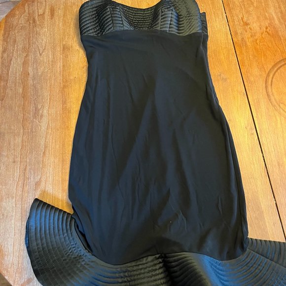 A.B.S. Collection Size 4 Single Shoulder Black Cocktail Dress - Picture 1 of 9